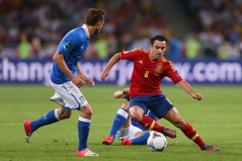Nhận định của Xavi về Tây Ban Nha và Italia